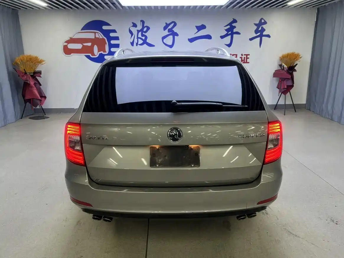 Škoda Superb 2014 2.0TSI Premium Edition фото 19
