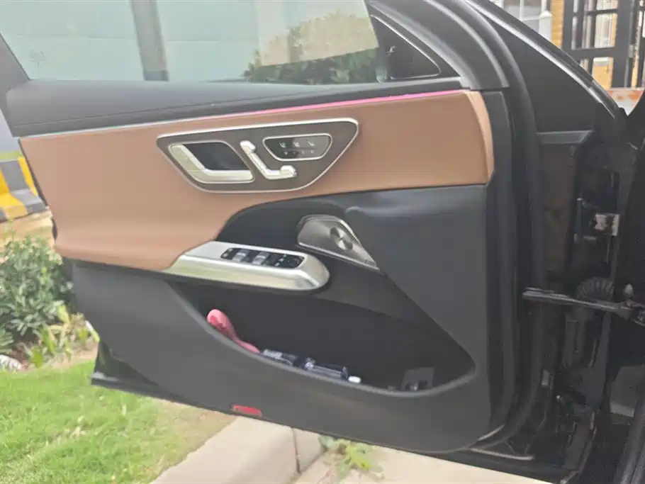 Mercedes-Benz E-Class 2025 E 300 L Premium фото 7