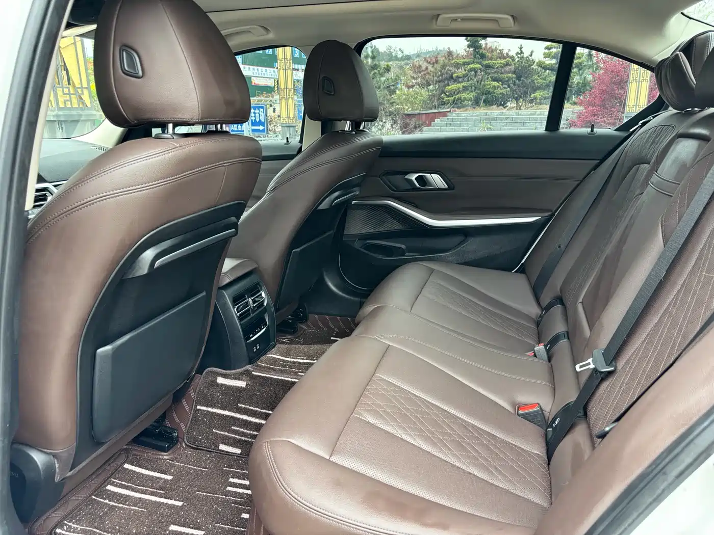 BMW 3 Series 2022 320Li M Sport Package фото 4