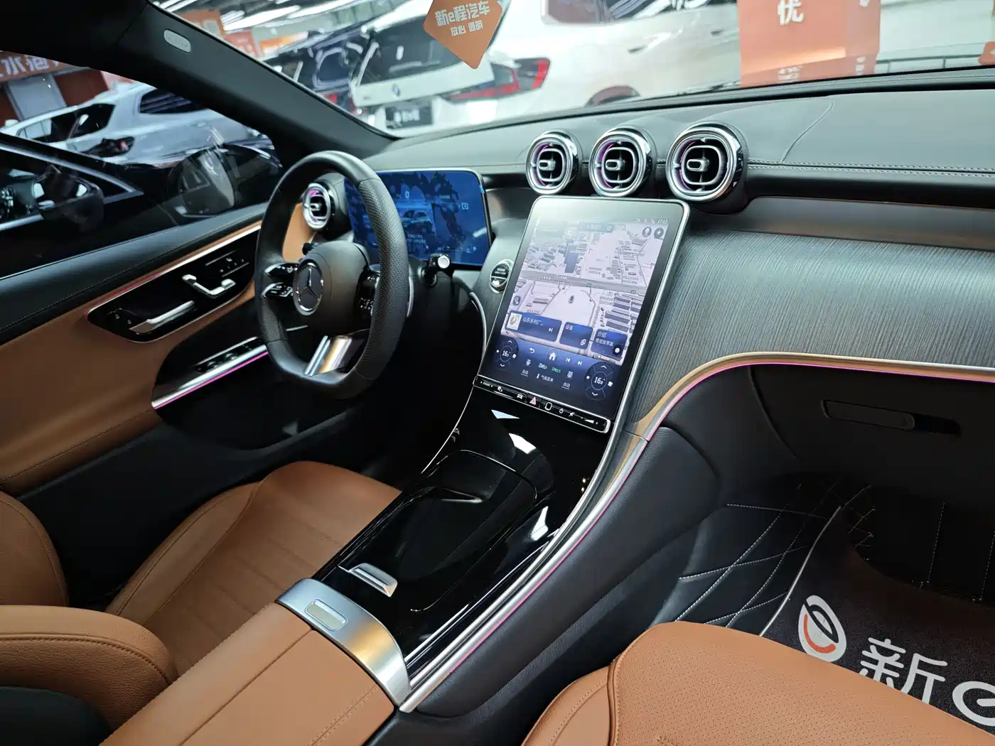 Mercedes-Benz GLC 2024 GLC 260 L 4MATIC Luxury 5-seater фото 7
