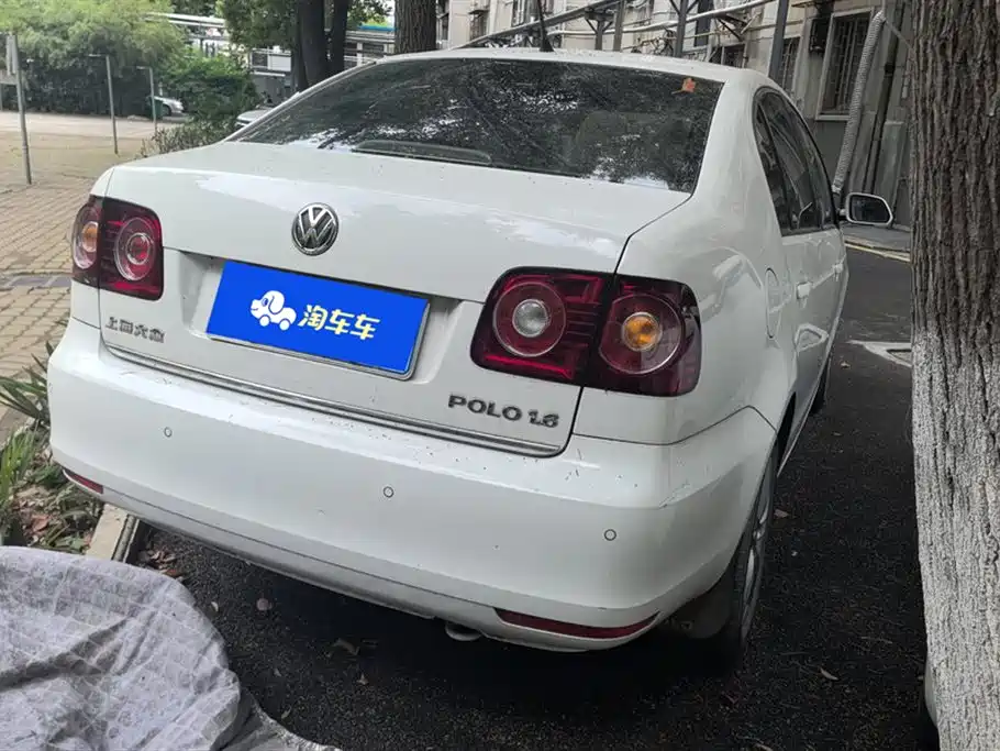 Volkswagen Polo 2011 Jingqu 1.6L Auto Cool Edition фото 3