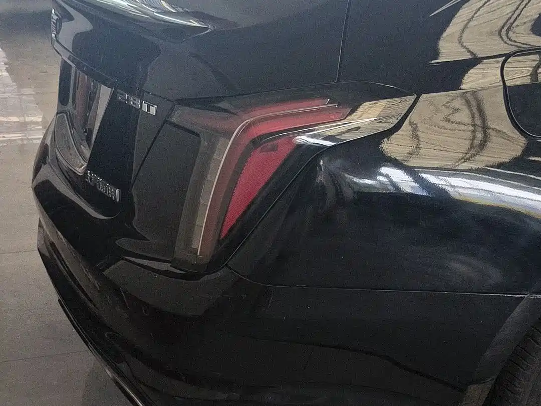 Cadillac Cadillac CT5 2020 28T Leading Sport 15
