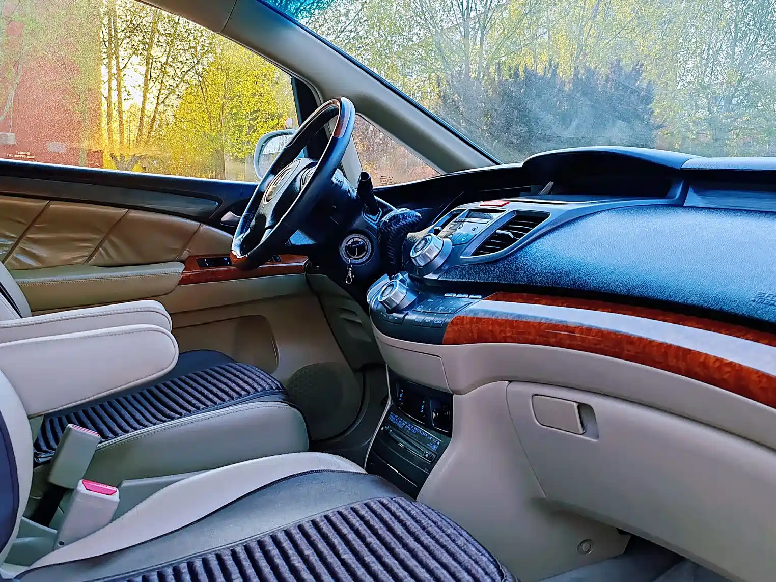 Фото 26 - Honda Odyssey