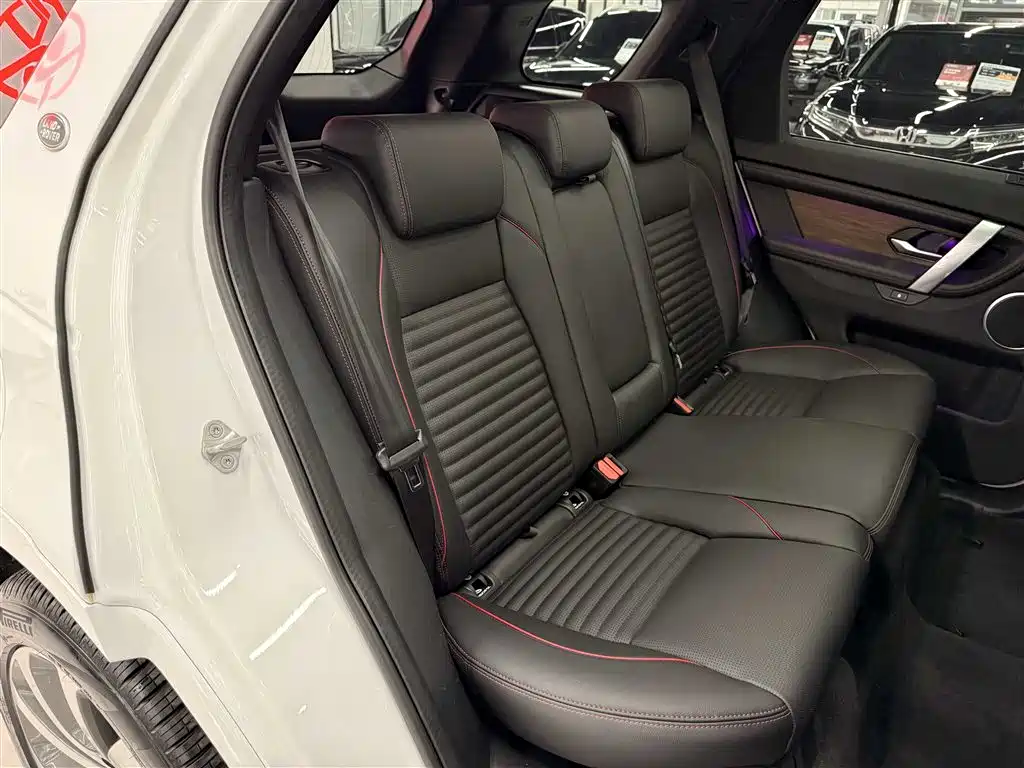 Land Rover Discovery Sport 2022 Model 249PS R-Dynamic S Performance Edition 5-Seater фото 13