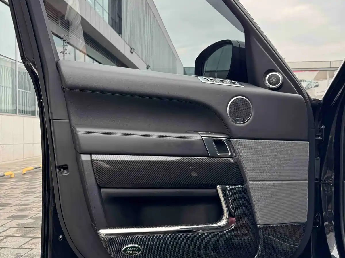 Land Rover Range Rover Sport 2017 3.0 SC V6 HSE DYNAMIC фото 6