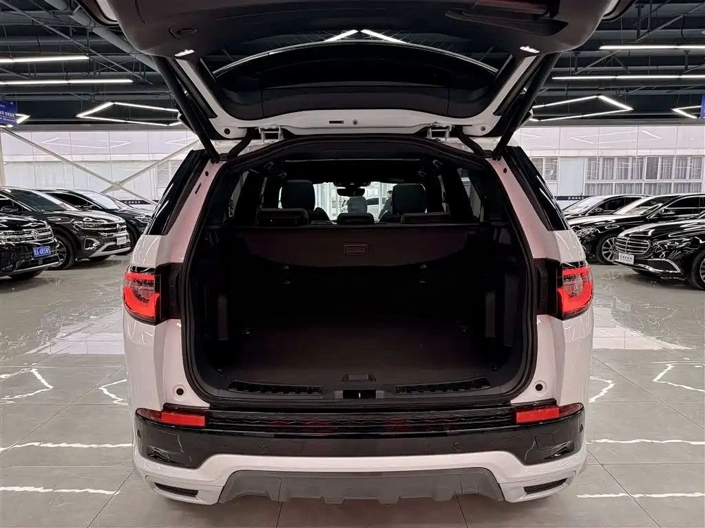 Land Rover Discovery Sport 2022 Model 249PS R-Dynamic S Performance Edition 5-Seater фото 26