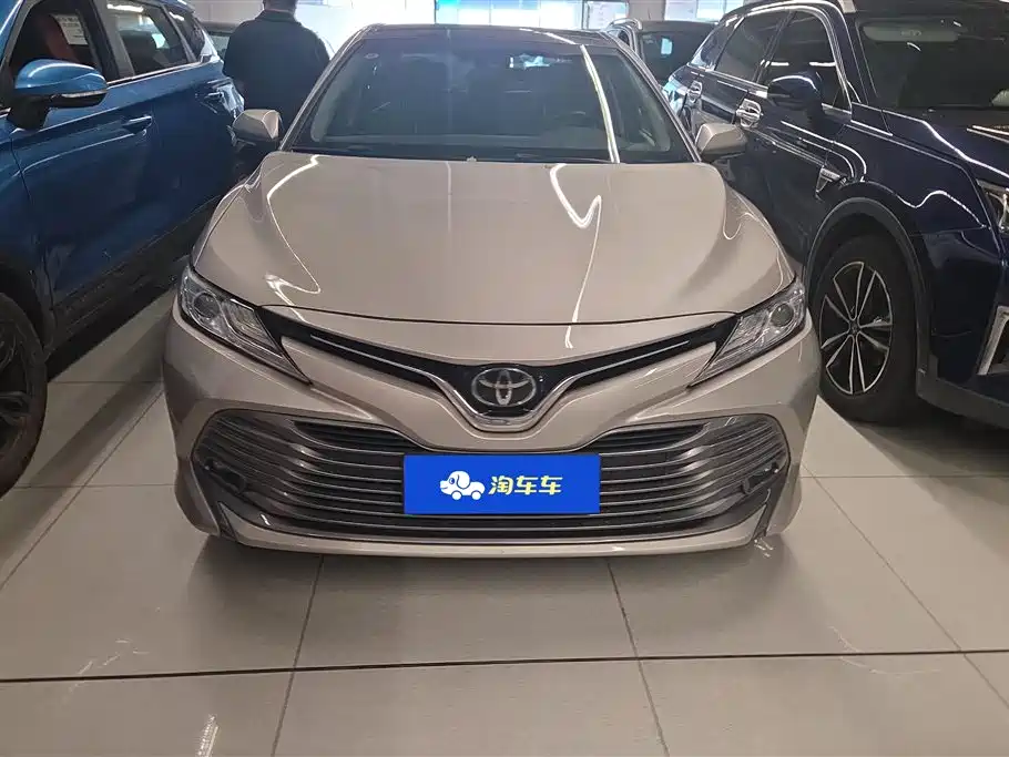 Toyota Camry 2019 Facelift 2.5G Luxury Edition фото 2