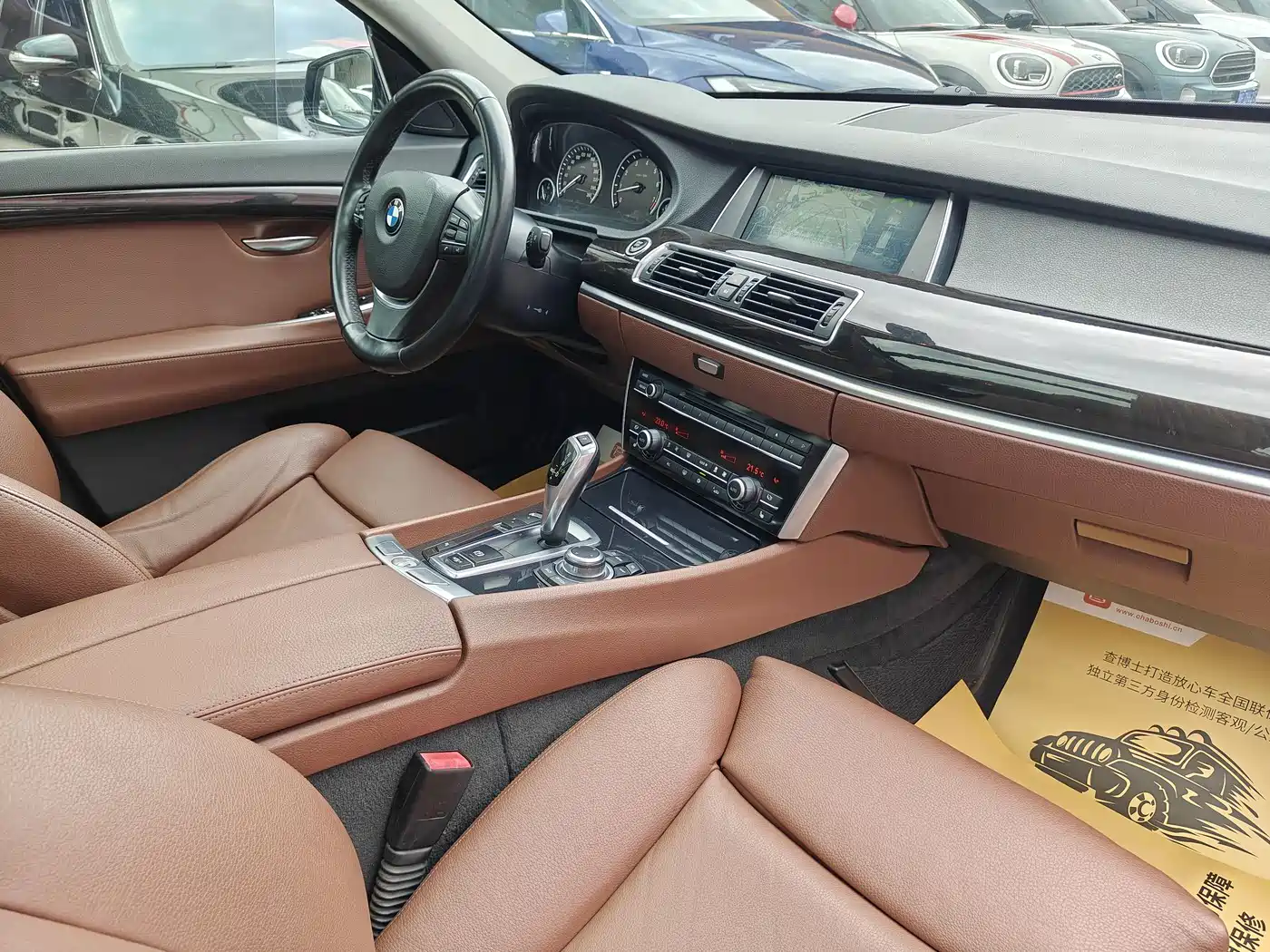 BMW 5 Series GT 2010 535i Leading Model фото 20