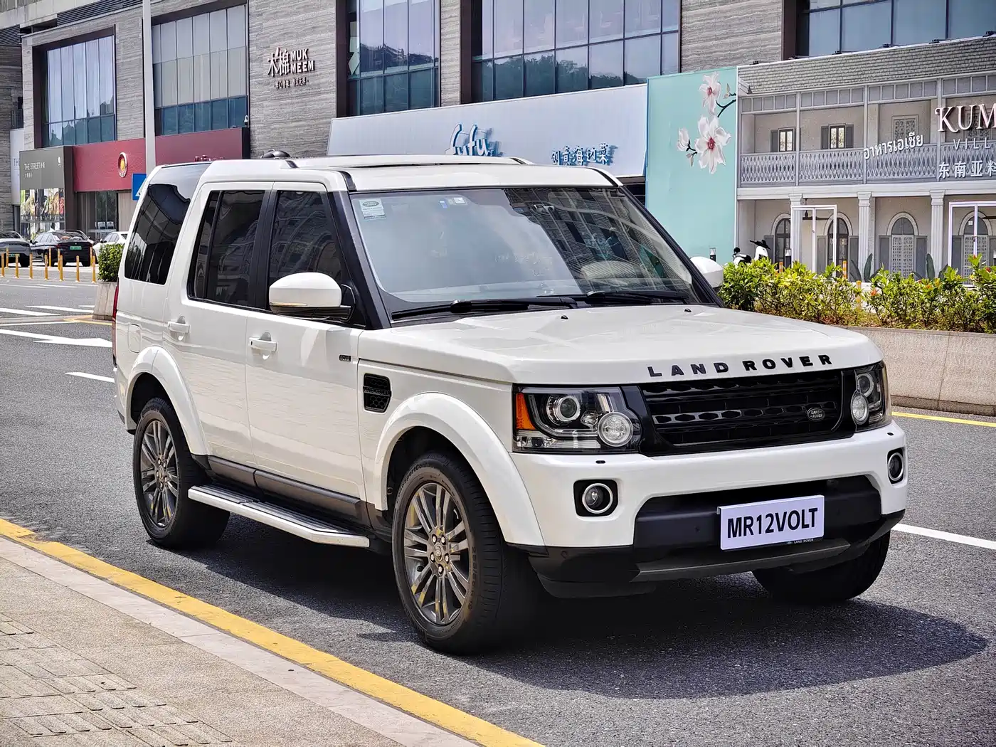 Фото 3 - Land Rover Discovery