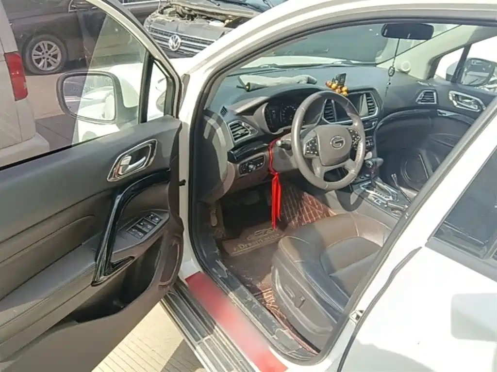 GAC Trumpchi Trumpchi GS4 2017 235T Automatic 2WD Luxury Smart Connected Edition фото 16
