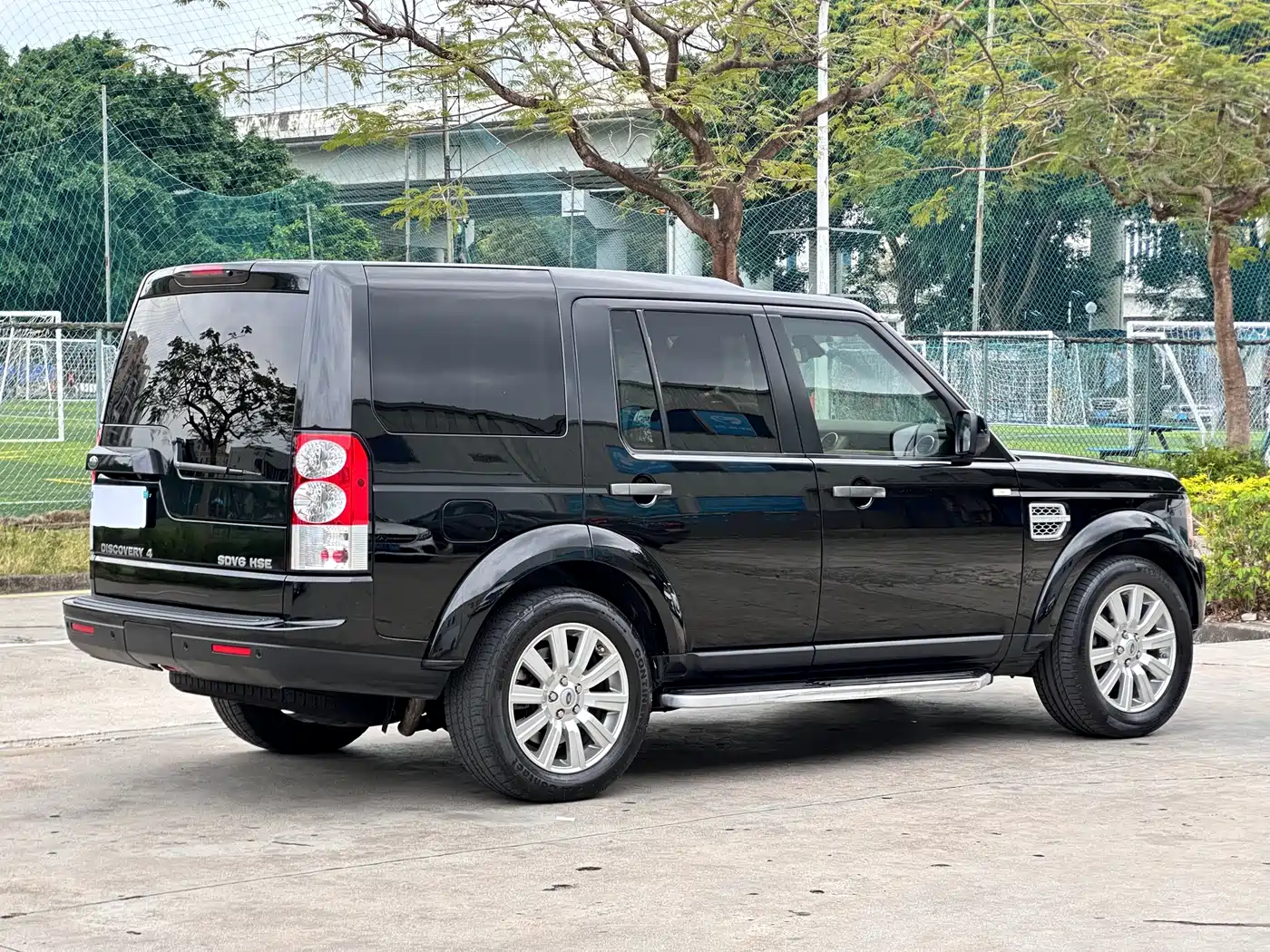 Land Rover Discovery 2012 3.0 SDV6 HSE Diesel фото 5