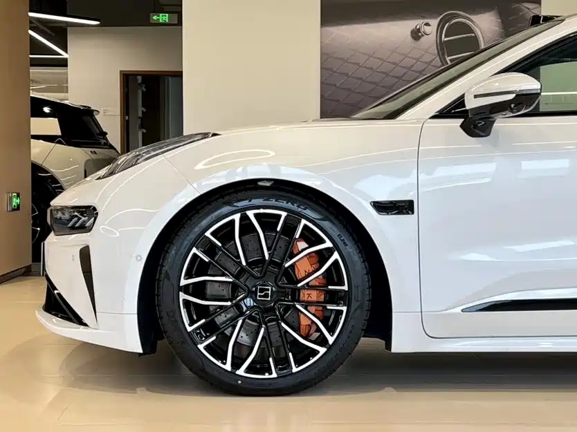 ZEEKR EXTREME KRYPTON 001