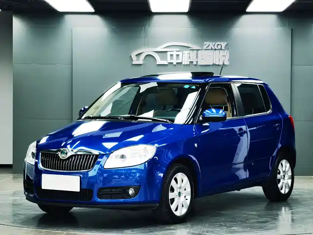 Škoda Fabia 2009 Model 1.6L Automatic JingLing Edition