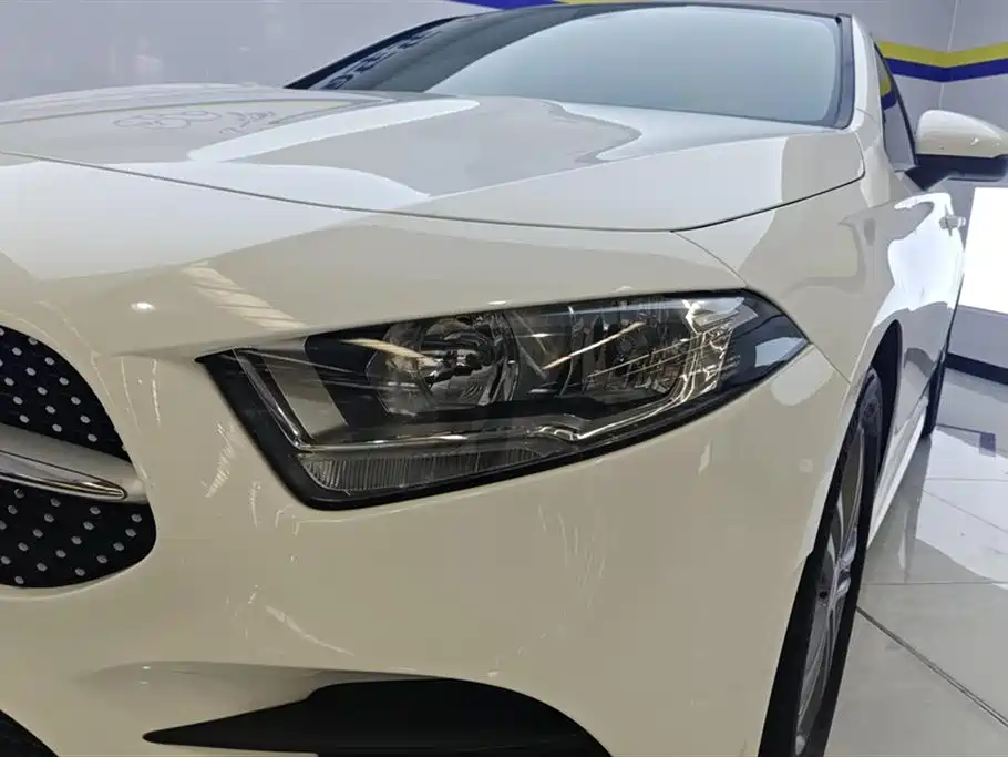 Mercedes-Benz A-Class 2021 Facelift A 180 L Sport Sedan фото 5