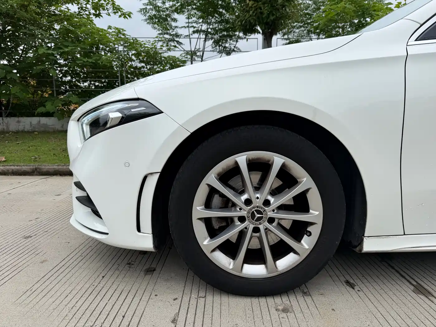 Mercedes-Benz A-Class 2021 A 200 L Sport Sedan Fashion Edition фото 2