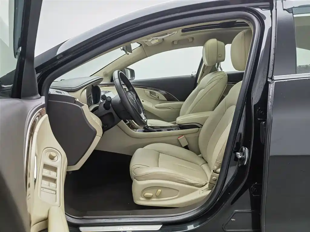 Buick LaCrosse 2013 2.4L SIDI Leading Comfort фото 10
