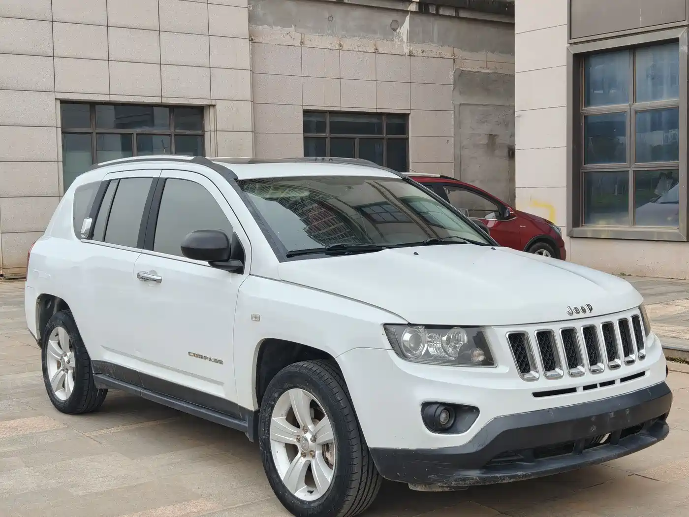 Jeep Compass (Import) 2015 2014 Facelift 2.0L 2WD Progressive Edition