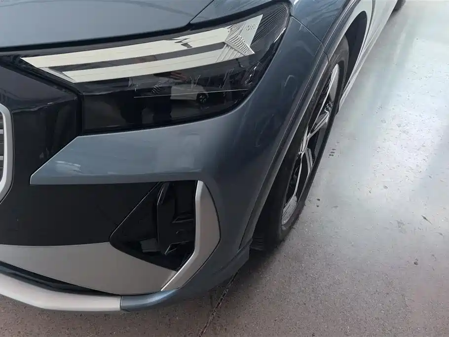 Audi Q4 e-tron 2023 50 e-tron quattro Creation Edition фото 5