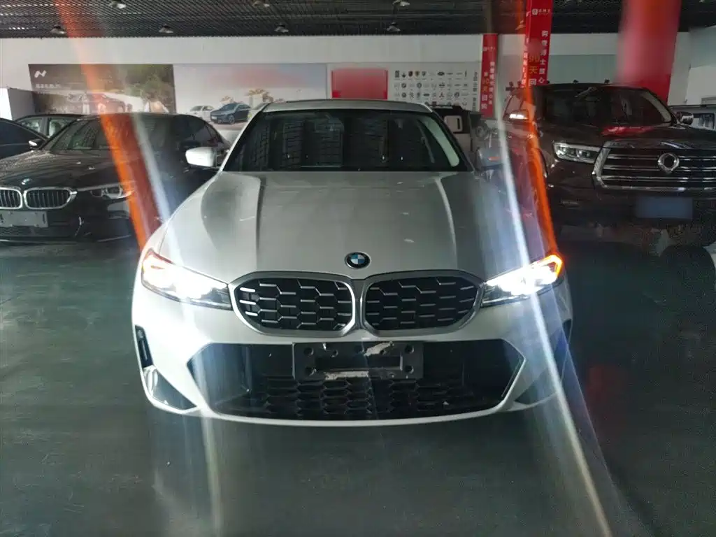 BMW 3 Series 2024 325Li M Sport Package фото 3