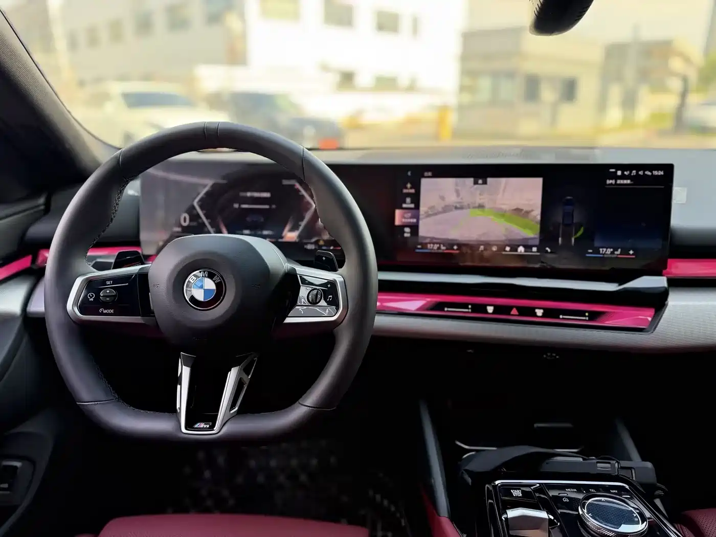 BMW 5 Series (Import) 2024 530i Leading Model M Sport Package фото 11