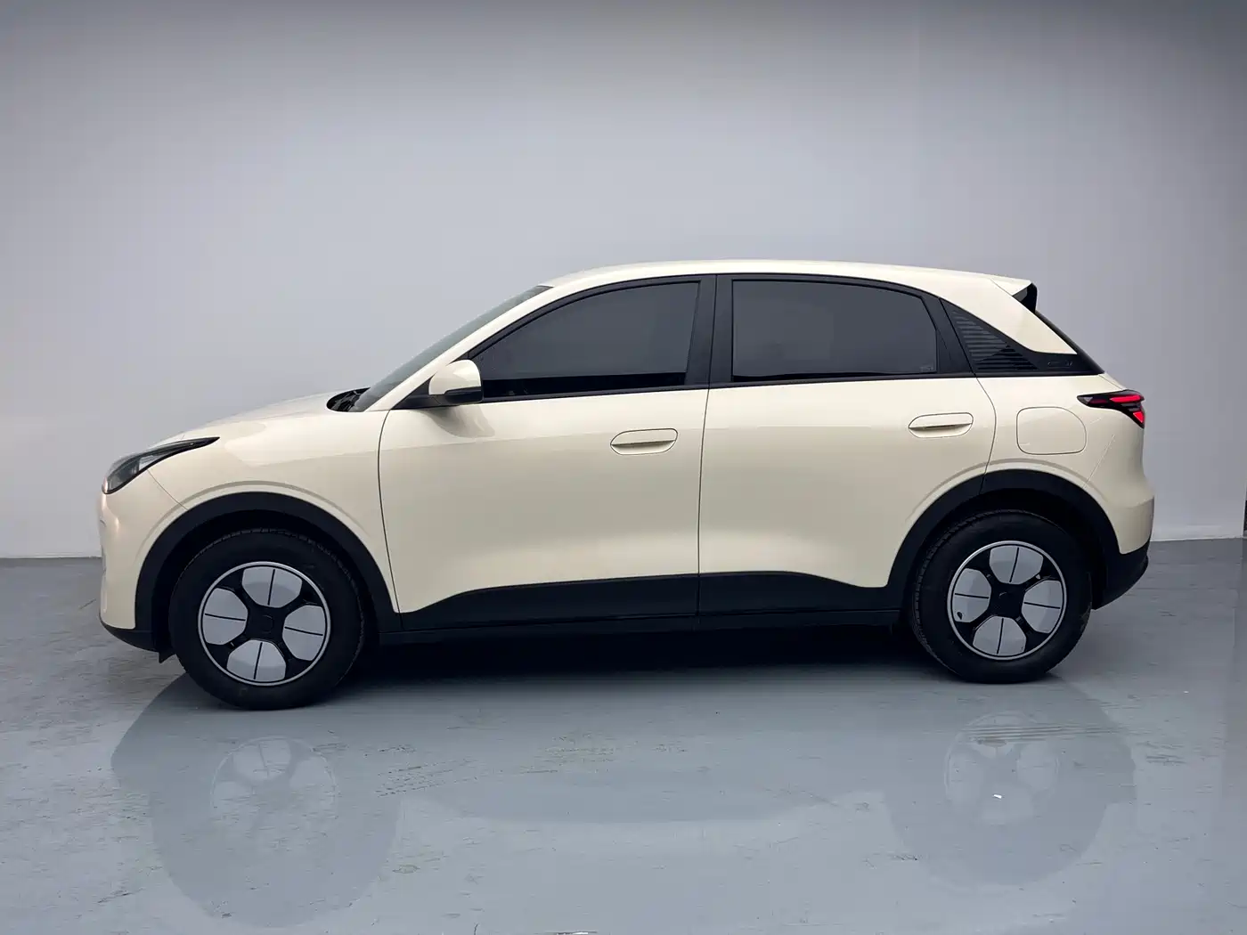 GEELY GALAXY STAR WISH