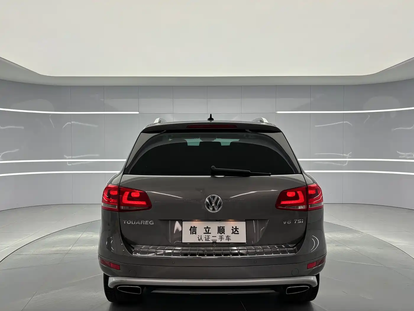 Volkswagen Touareg 2013 3.0TSI Limited Luxury Edition фото 4
