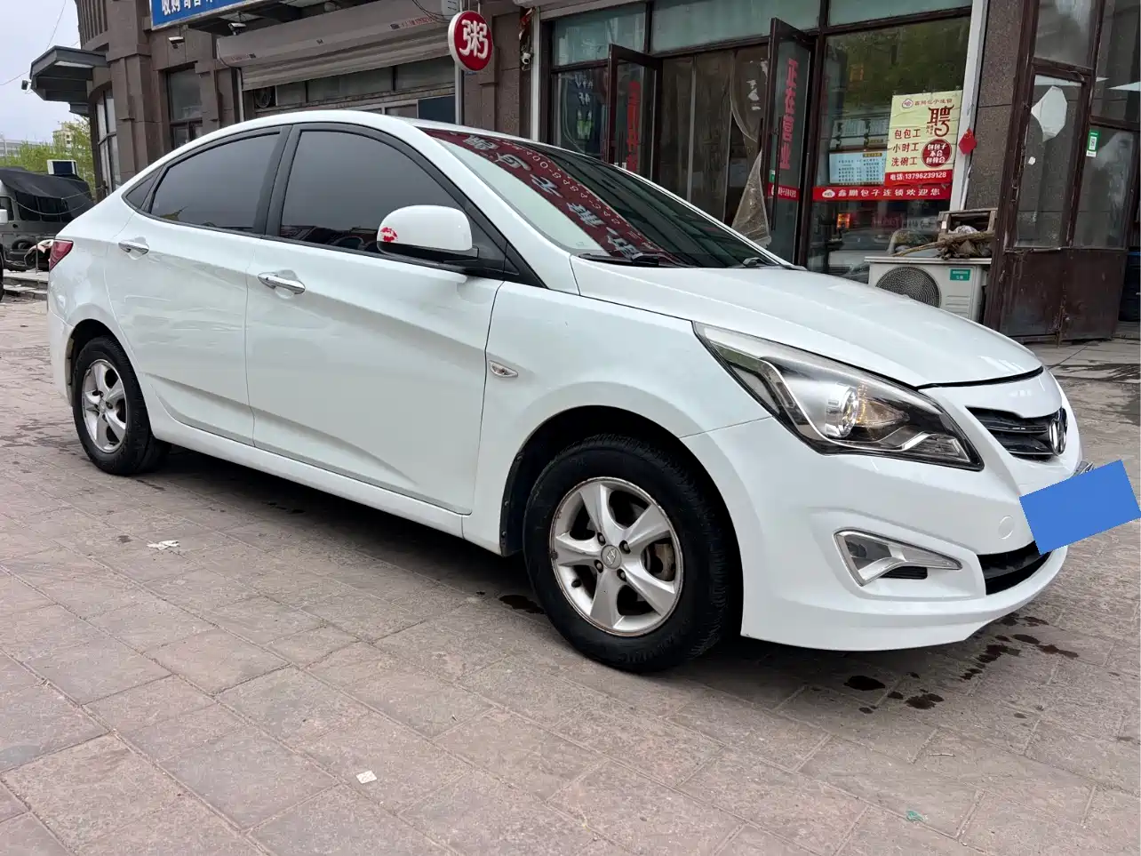 Hyundai Verna 2014 1.4L Automatic Leading GLX фото 3