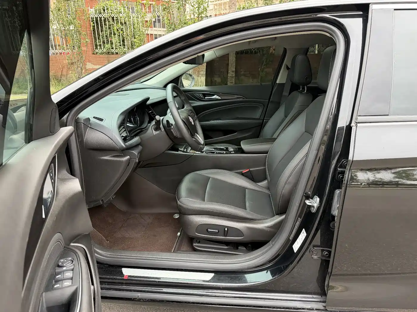 Buick Regal 2025 2025 Model Base Type