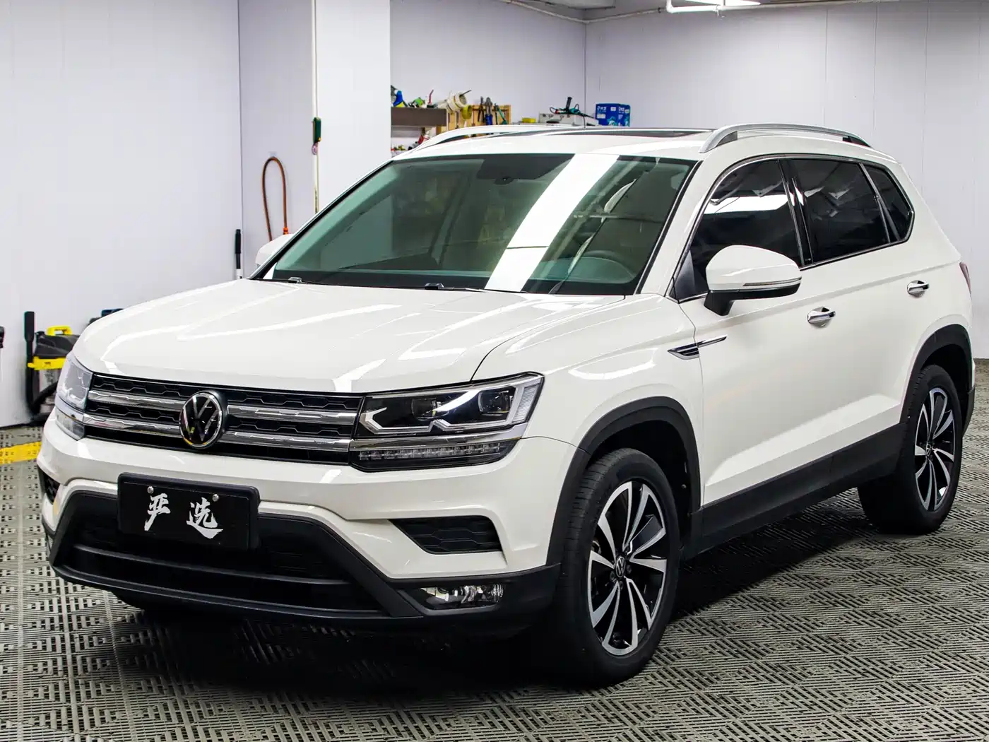 Volkswagen Tharu 2022 280TSI FWD Luxury Edition