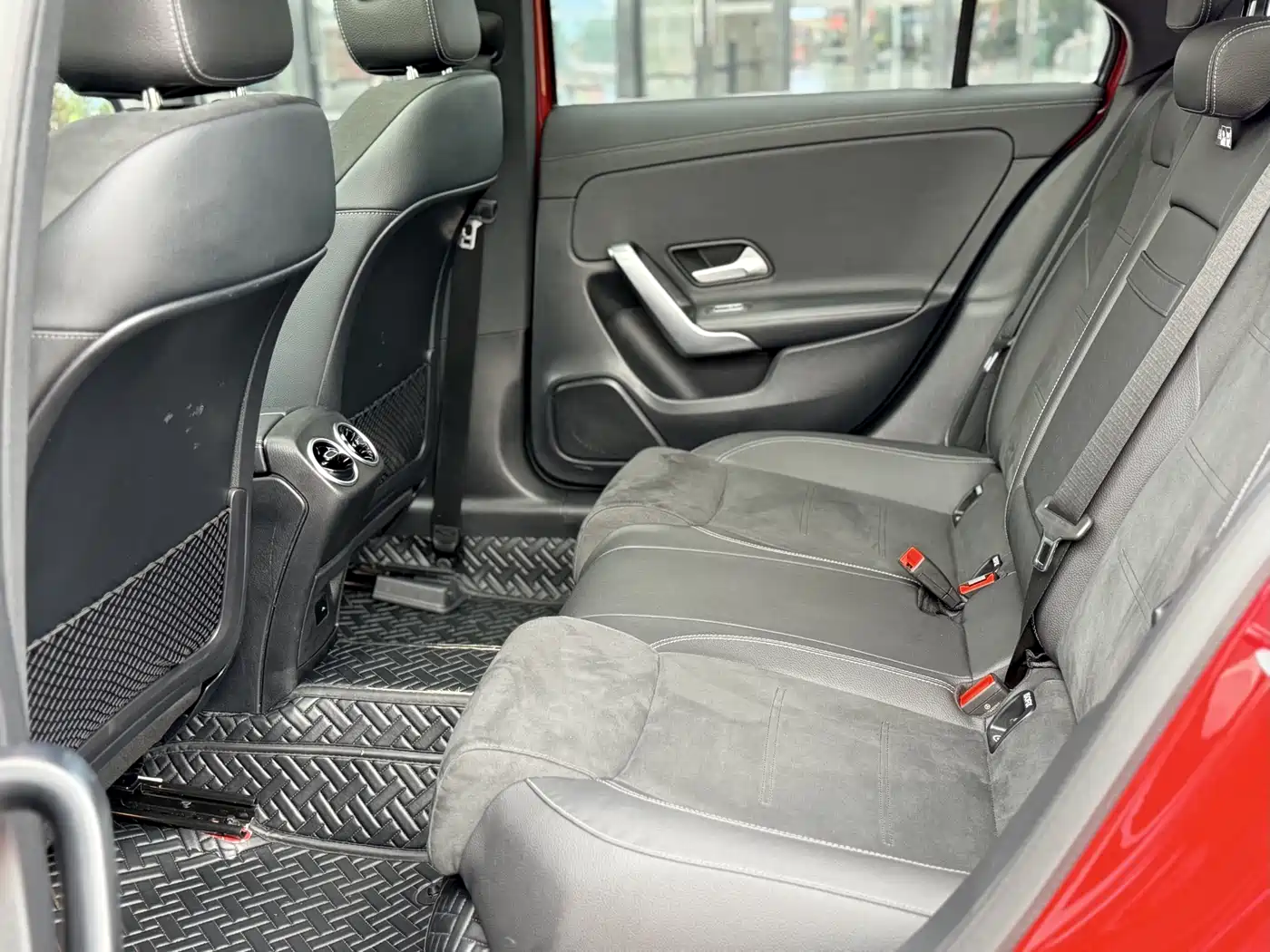 Mercedes-Benz A-Class 2022 Facelift A 200 L Sport Sedan Fashion Style фото 15