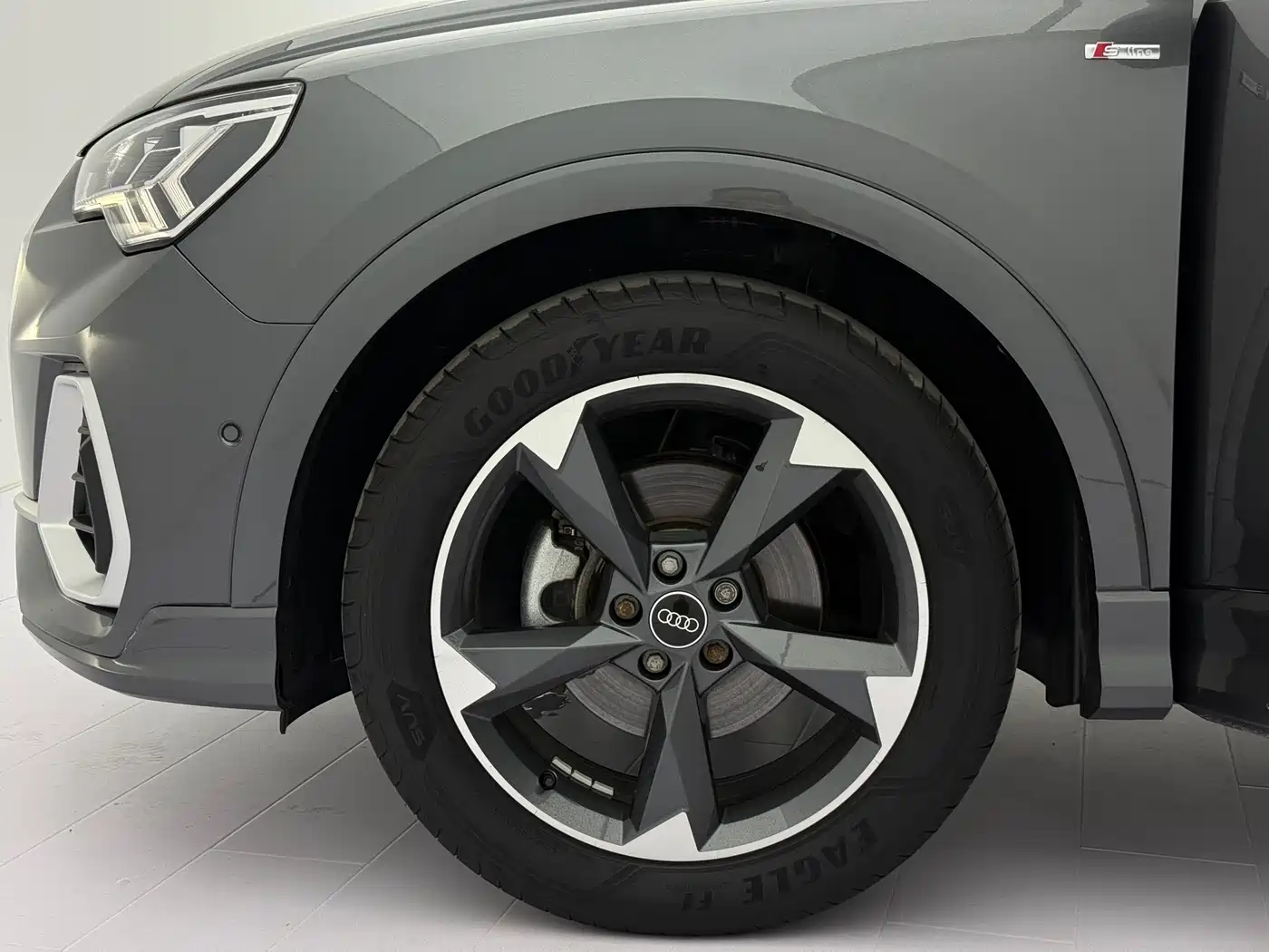 Audi Q3 2022 35 TFSI Fashion Dynamic фото 24