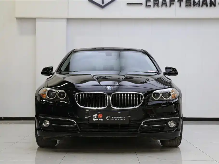 BMW 5 Series 2017 525Li Luxury Design Package фото 19