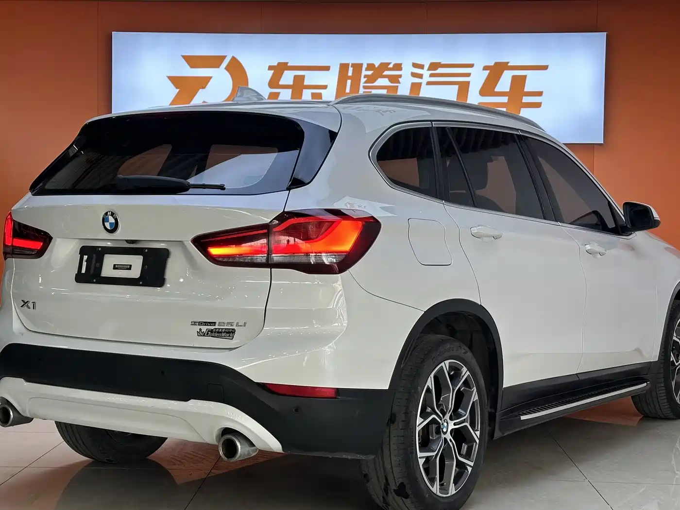 BMW X1 2020 sDrive25Li Leading Model фото 5