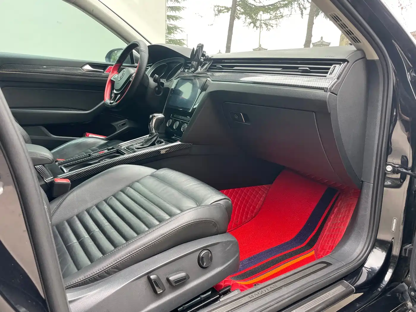Volkswagen Magotan 2018 330TSI DSG Leading фото 8