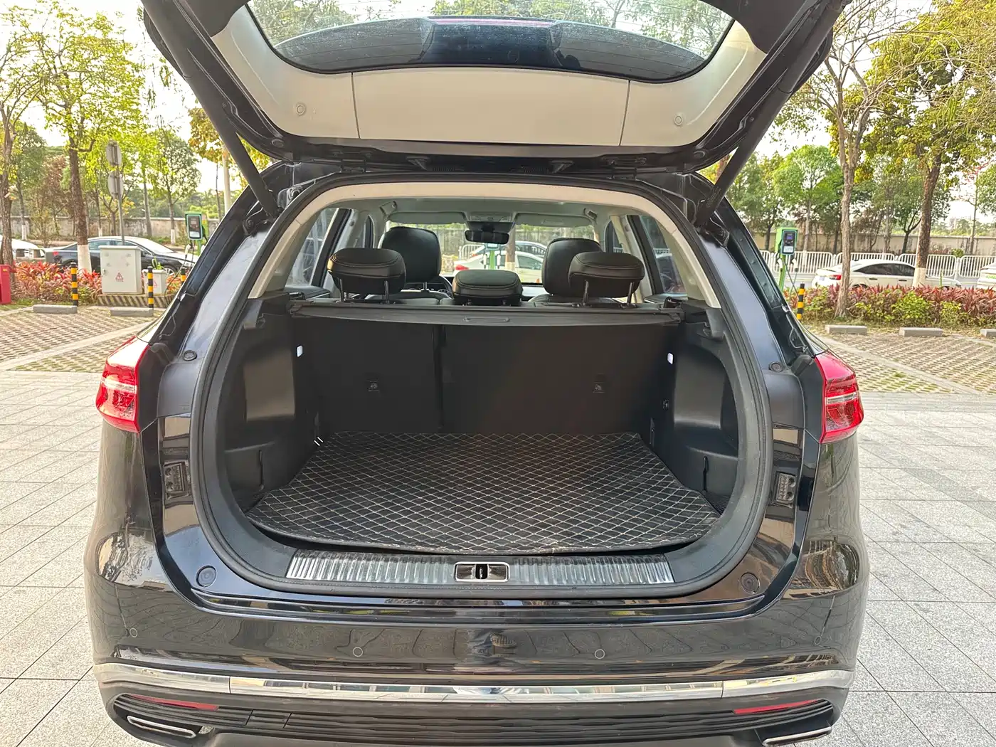 Hongqi HS5 2022 2.0T Smart Connect Premium Edition фото 23