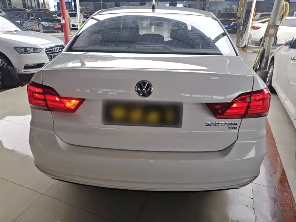Volkswagen Santana 2016 1.6L Automatic Trend Edition фото 4
