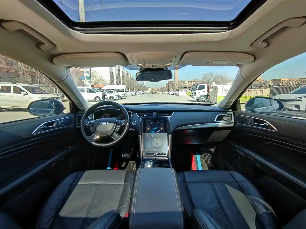 صورة 9 - Ford Taurus
