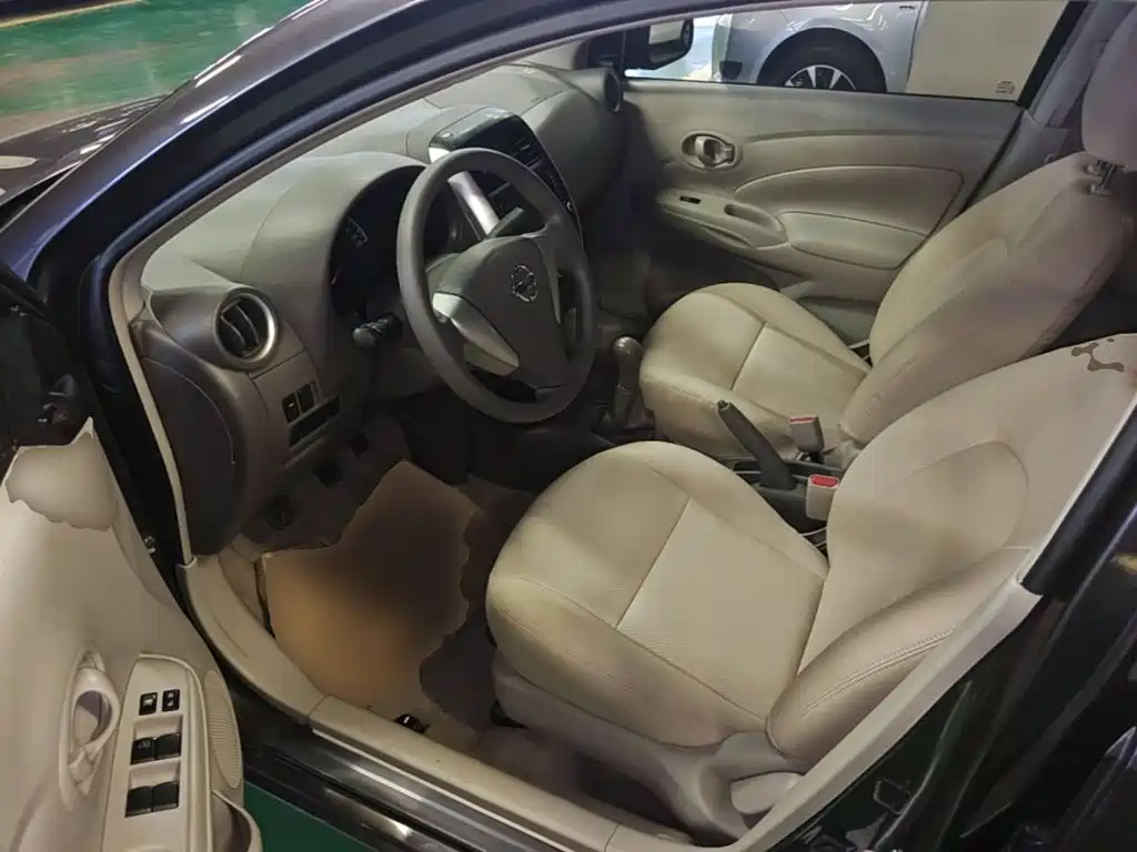 Nissan Sunny 2016 2015 1.5XE Manual Comfort
