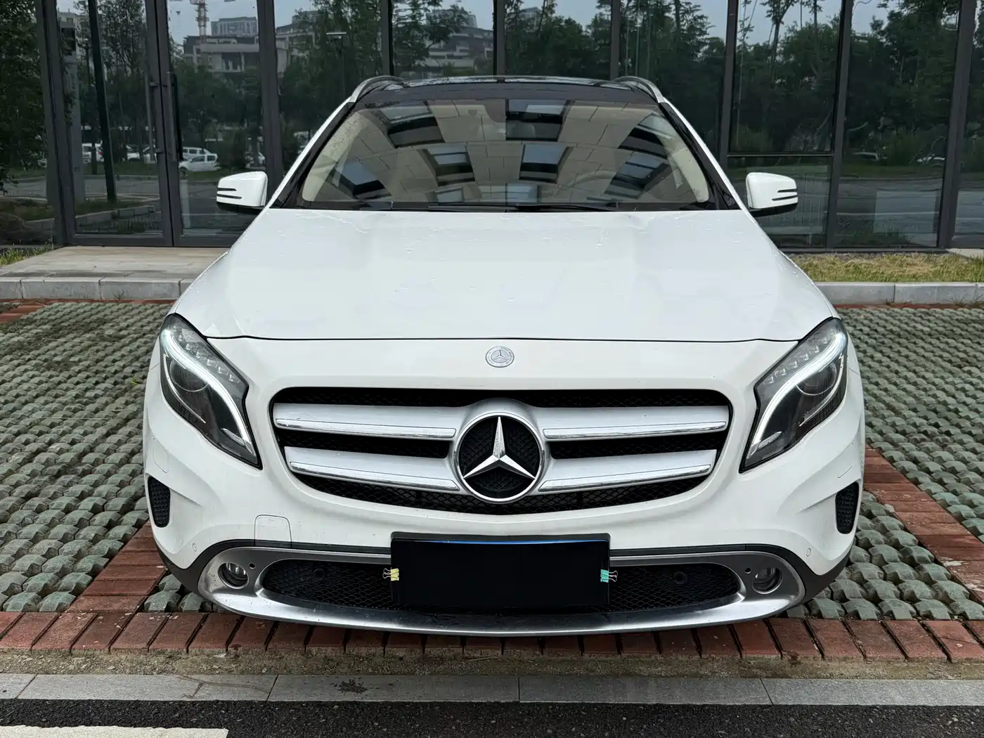 Mercedes-Benz GLA 2015 GLA 200 Fashion фото 2