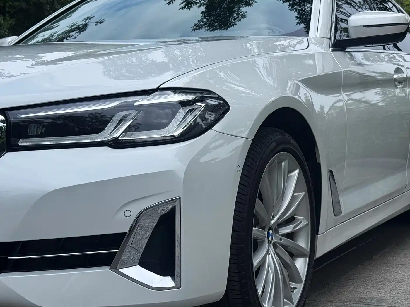 BMW 5 Series 2022 530Li Exclusive Luxury Package фото 4