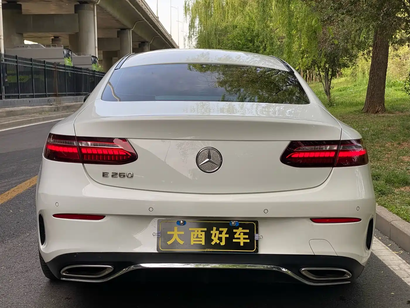 Mercedes-Benz E-Class (Import) 2023 E 260 Coupe фото 8