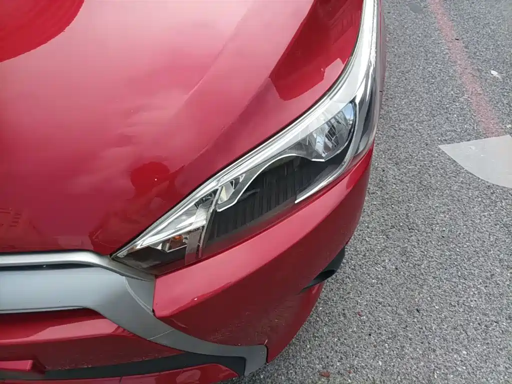 Toyota YARiS L Zhi Xuan 2015 1.5E Auto Charming Edition фото 24