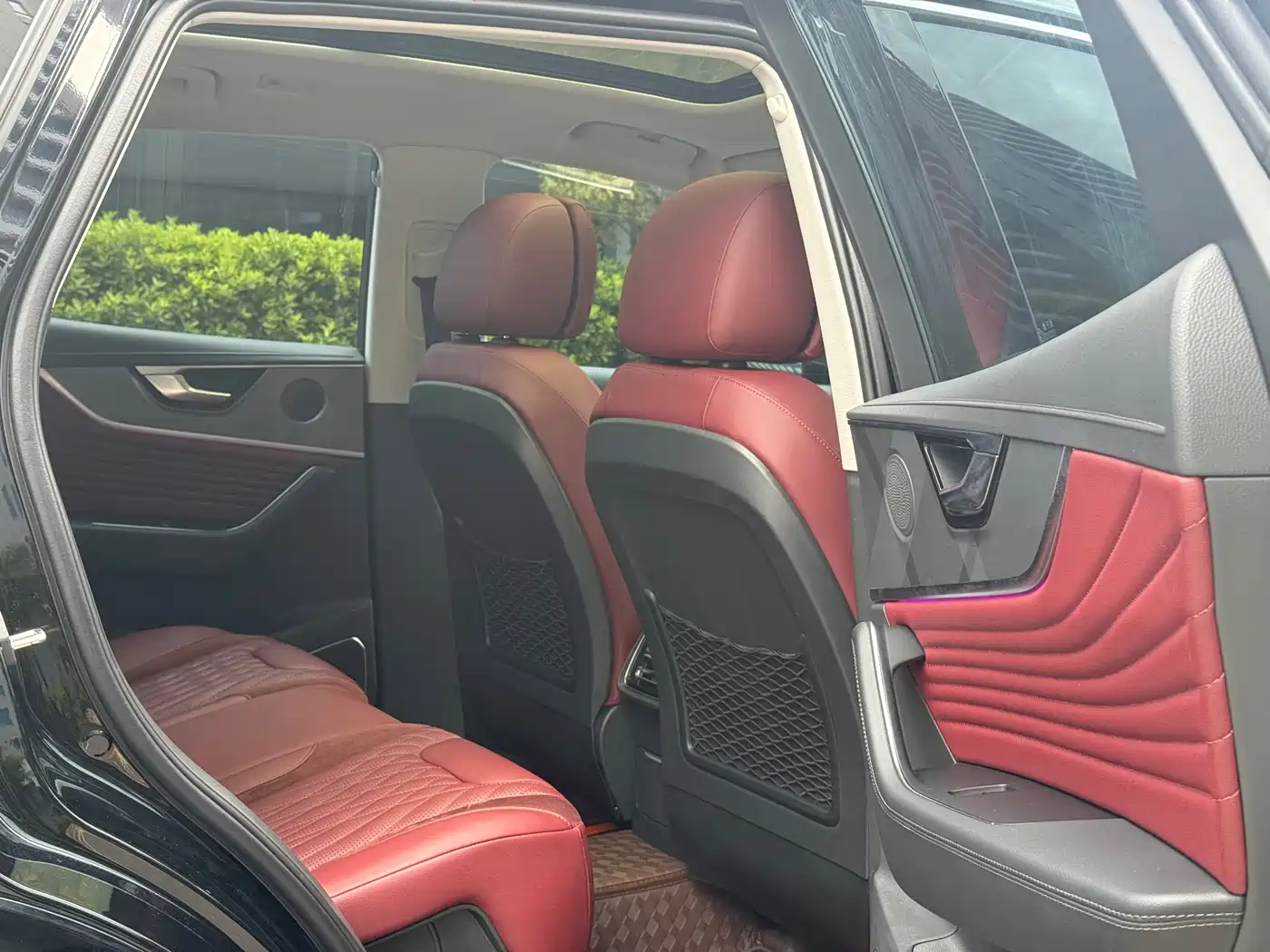 Hongqi HS5 2023 2.0T Flag Enjoy Pro Edition фото 17