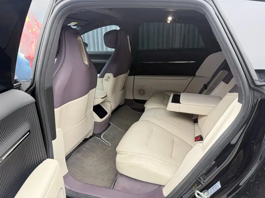 Avatr 12 2024 Facelift 700 Triple Laser RWD Luxury Edition фото 9