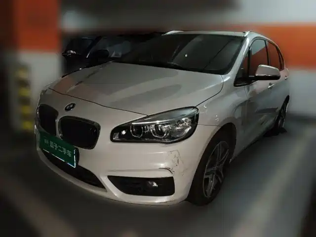 BMW BMW 2 Series Touring 2016 218i Sport Design Package