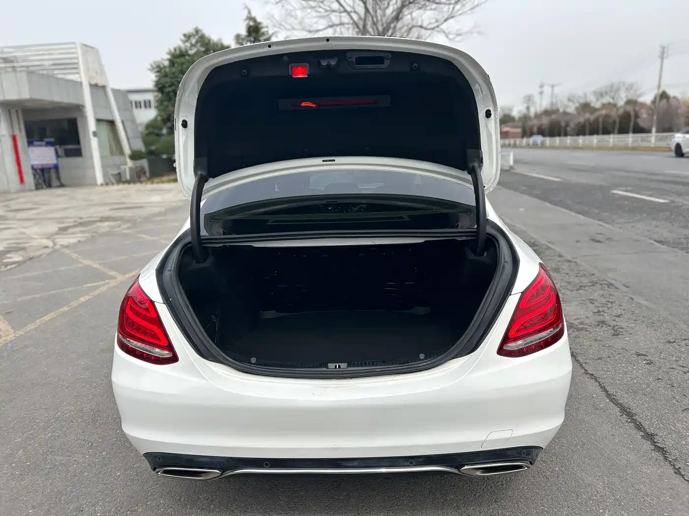 Mercedes-Benz C-Class 2016 C 180 L Sport фото 17