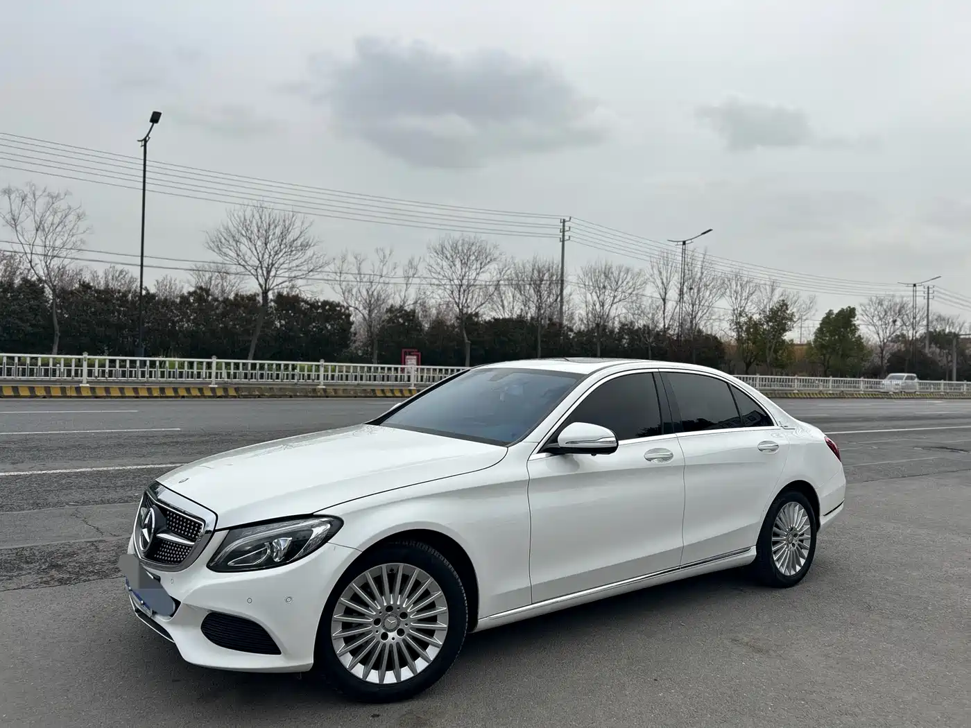 Mercedes-Benz C-Class 2016 C 180 L Sport