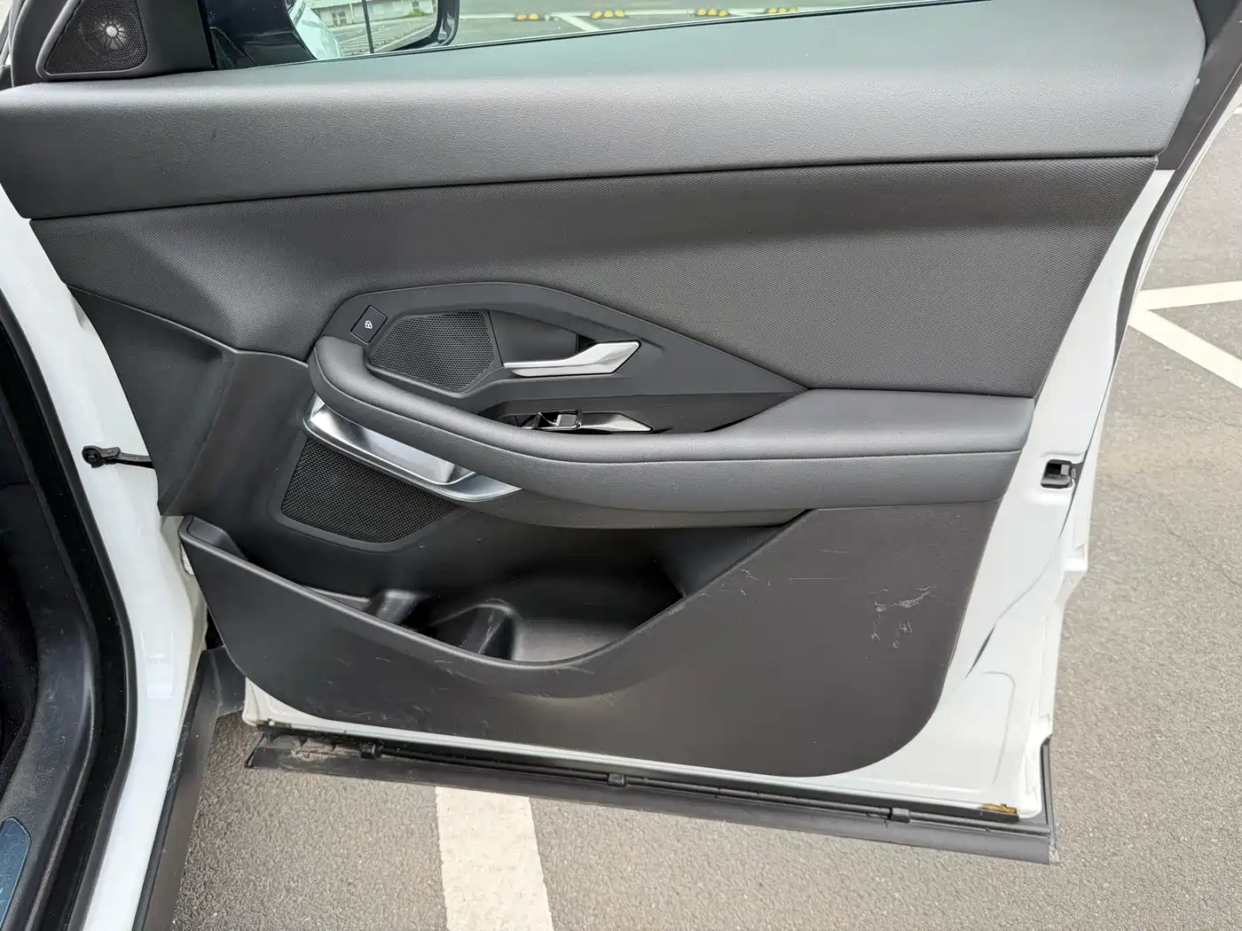 Photo 15 - Jaguar E-PACE