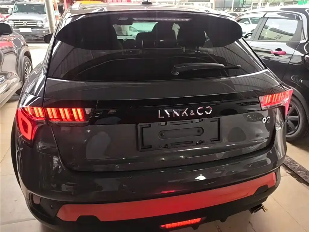 Lynk & Co 02 2018 Model 1.5T DCT 2WD Yao Pro Edition China V фото 5