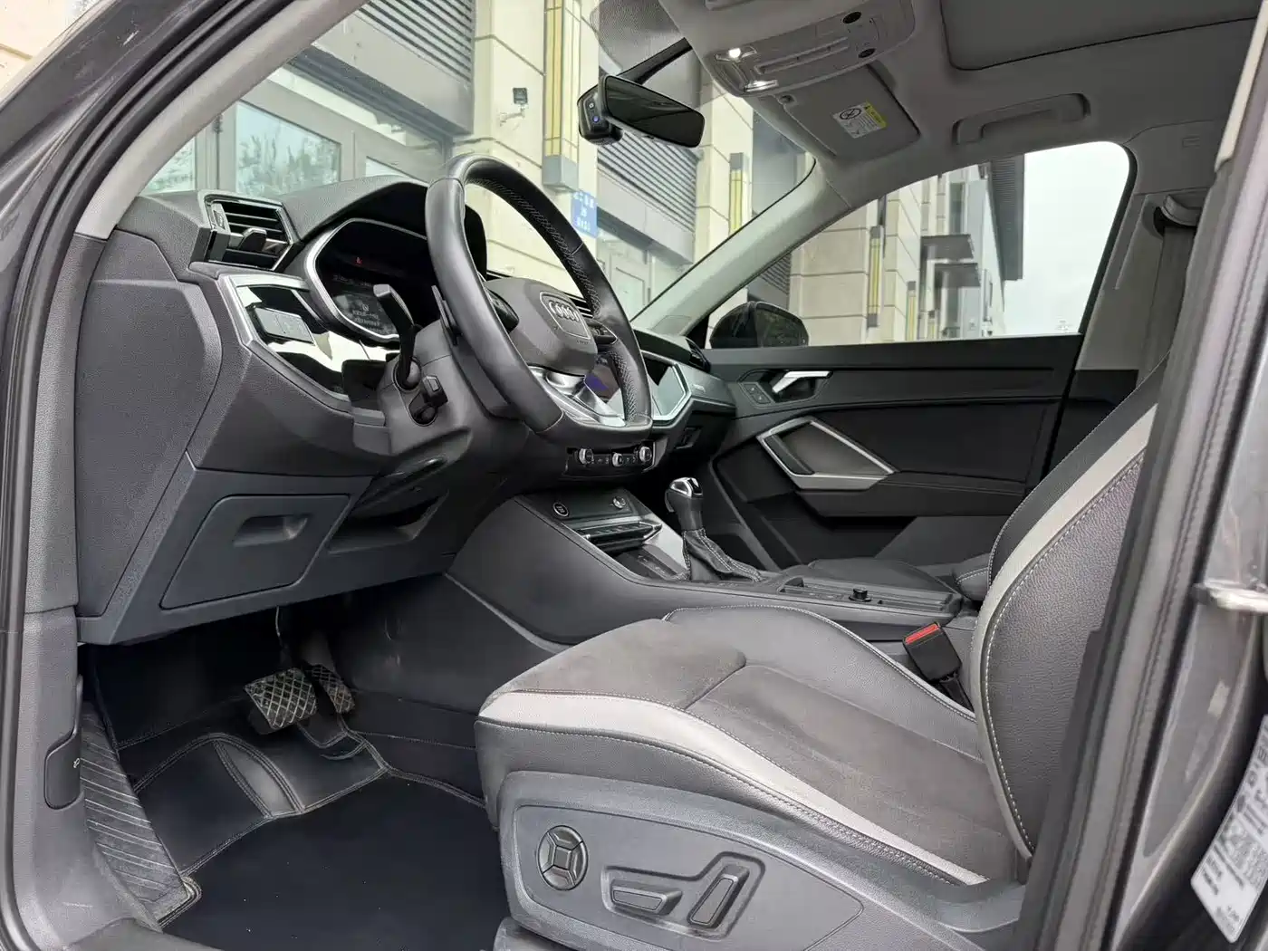 Audi Q3 2023 35 TFSI Fashion Dynamic (1.4T) фото 4